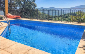 Beautiful home in Algatocín with Outdoor swimming pool, Outdoor swimming pool and 5 Bedrooms, Algatocín